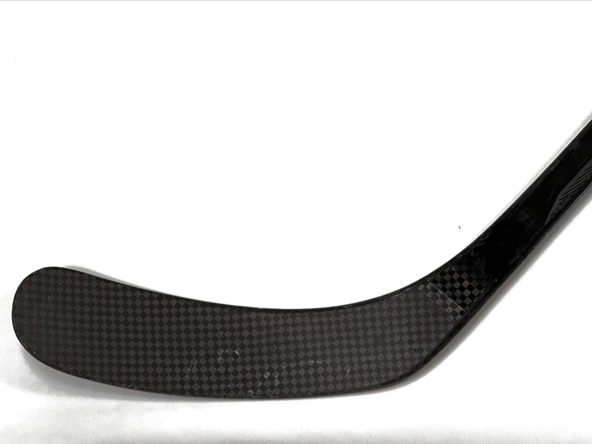 Blade of refurbished Bauer Nexus E50 Pro hockey stick, P92 curve